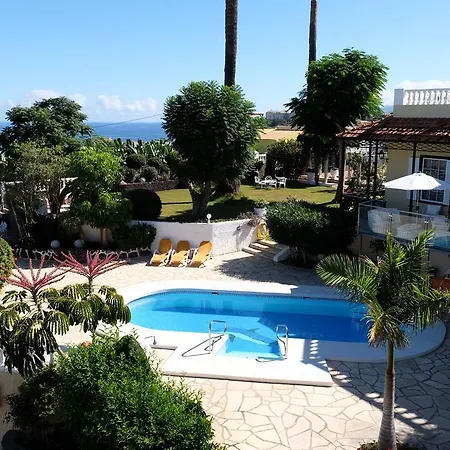 Apartment Penthause Rosalva *